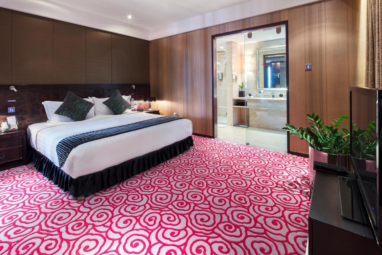 Christian'S Hotel Luoyang ลั่วหยาง ภายนอก รูปภาพ