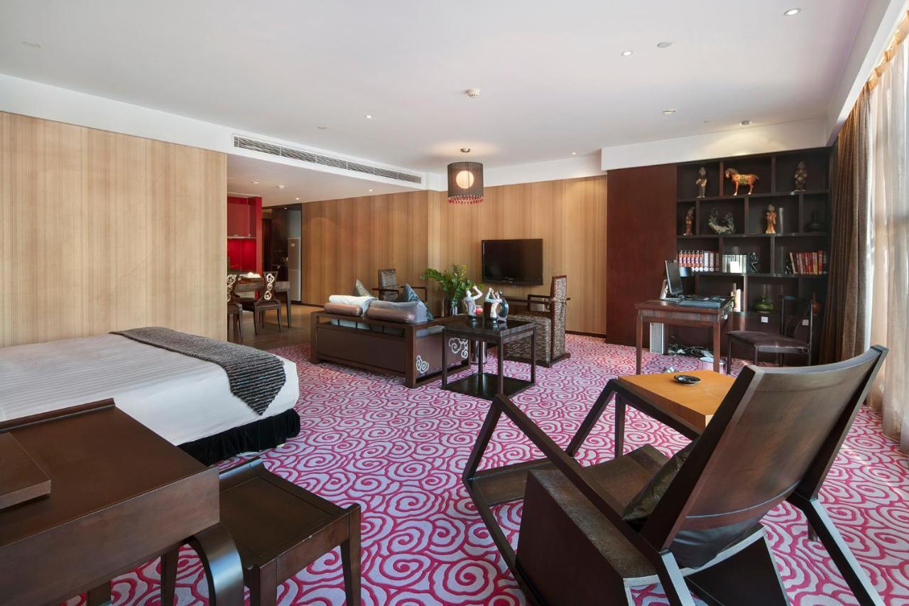 Christian'S Hotel Luoyang ลั่วหยาง ภายนอก รูปภาพ