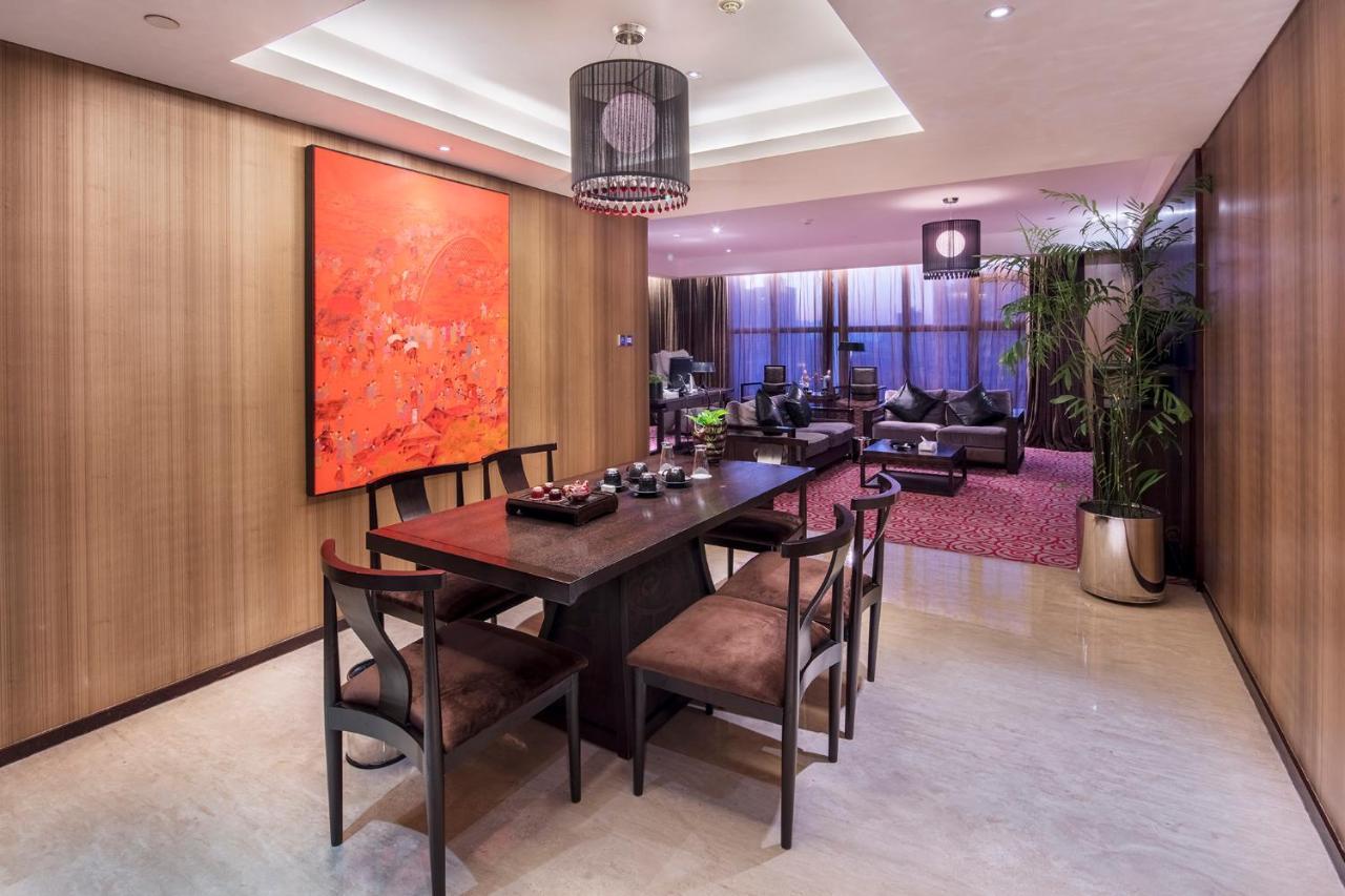 Christian'S Hotel Luoyang ลั่วหยาง ภายนอก รูปภาพ