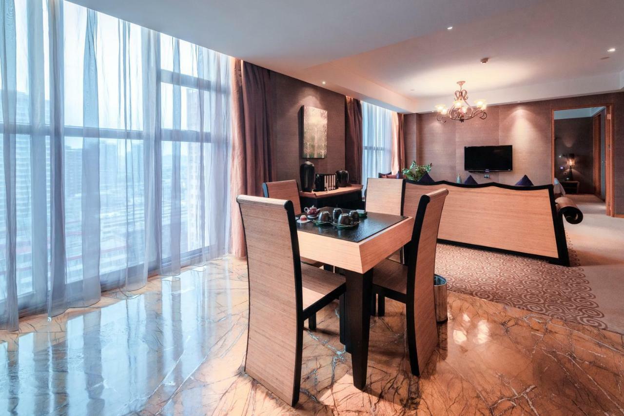 Christian'S Hotel Luoyang ลั่วหยาง ภายนอก รูปภาพ