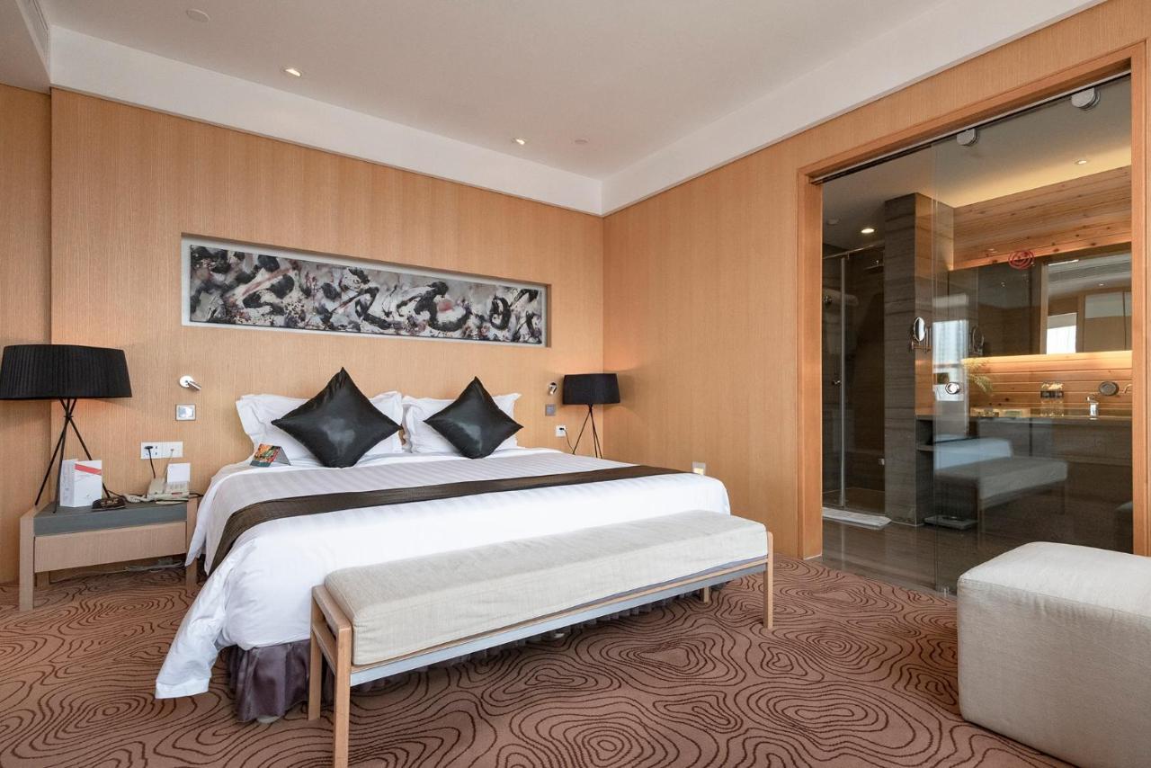Christian'S Hotel Luoyang ลั่วหยาง ภายนอก รูปภาพ